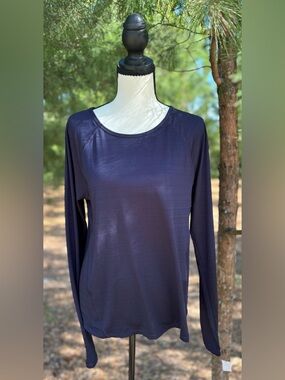 Talbots Navy Long-Sleeve Crewneck Top UPF 50+